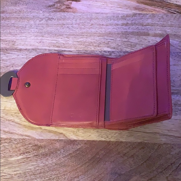 Chloe Wallet - Picture 3 of 8